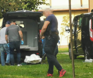 Horror w Złocieńcu. Dwa ciała w mieszkaniu