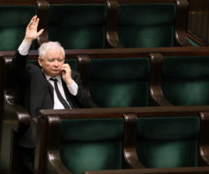 Prezes boi się podsłuchów
