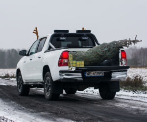 Toyota Hilux Selection 2.4 D-4D 4x4 - pomocnik Świętego Mikołaja
