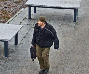 Damski bokser zaatakował kobietę w centrum Torunia. Policja prosi o pomoc
