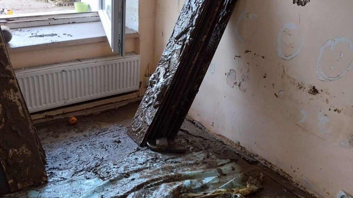 Powodzianie z Lądka-Zdroju potrzebują pomocy. „Nie ma ludzi do pracy” 