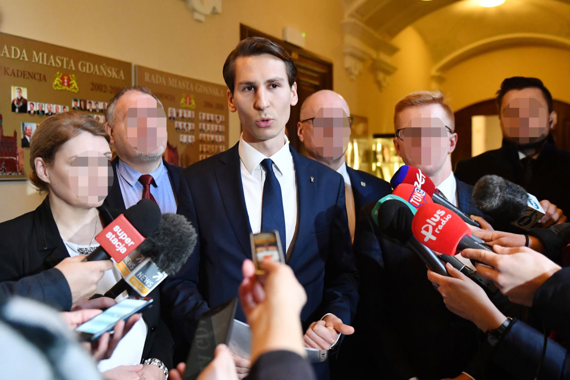 Kim jest Kacper Płażyński?