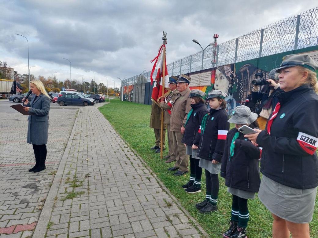 Mural poświęcony Dzieciom Zamojszczyzny i żołnierzom AK i BCh