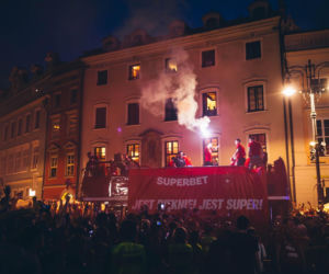Tłumy kibiców na fecie Wisły Kraków po awansie do Ekstraklasy. Znajdź się na zdjęciach!