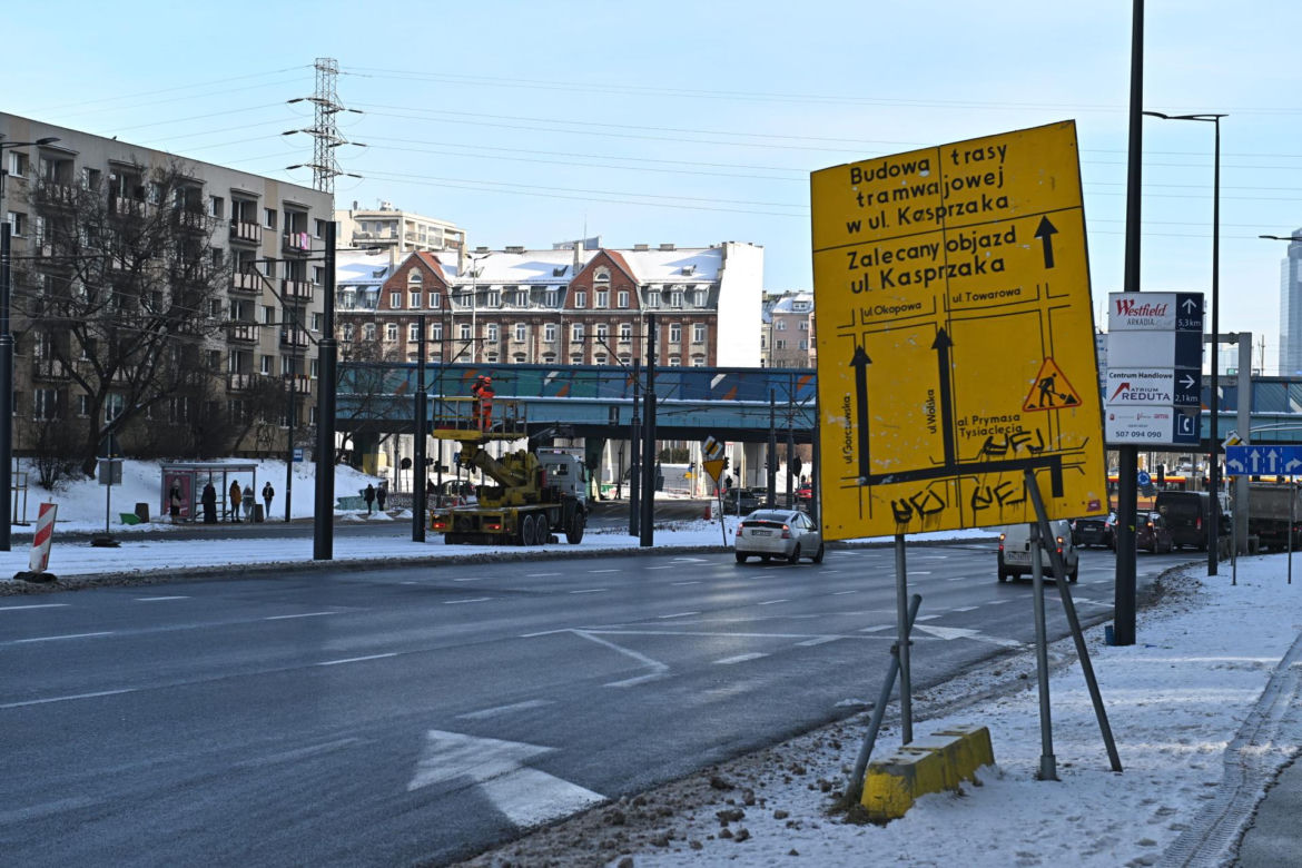 Kiedy koniec budowy trasy tramwajowej na ul. Kasprzaka? Inwestycje opóźnia zima!
