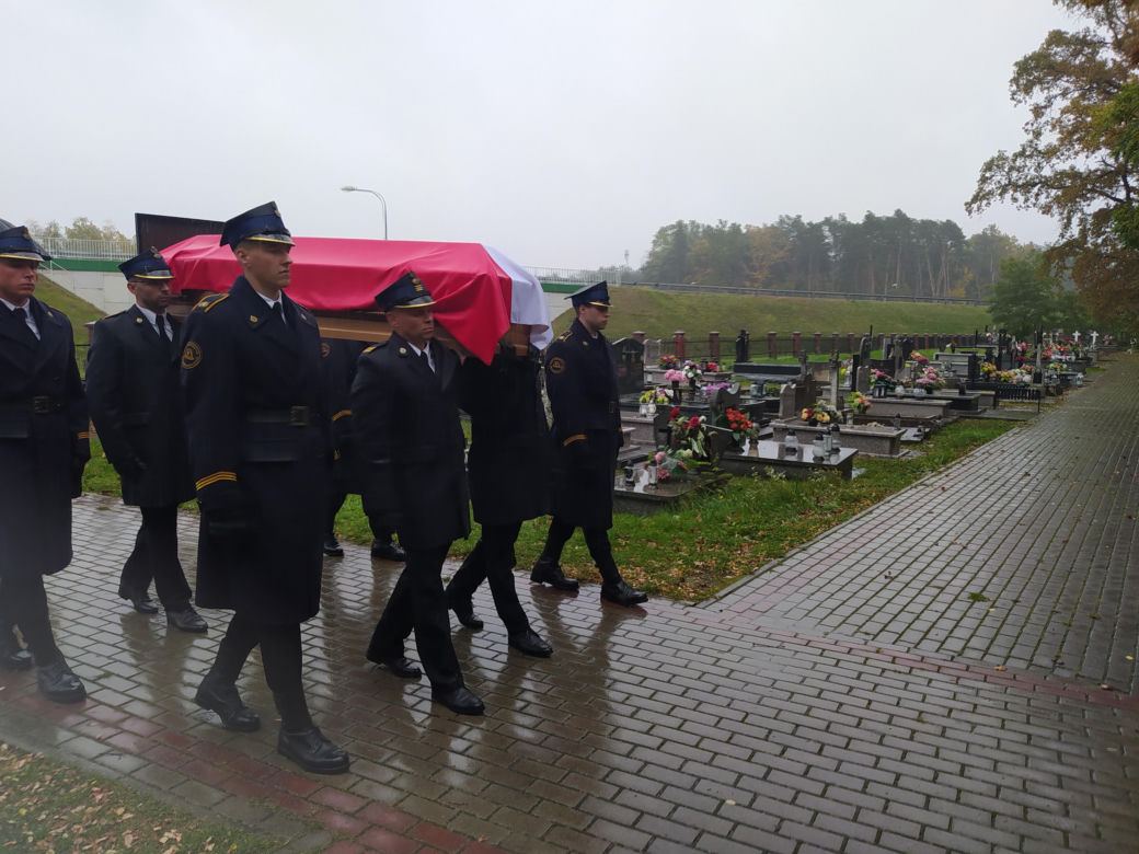 Pogrzeb strażaka, który zginął podczas gaszenia pożaru w Nisku