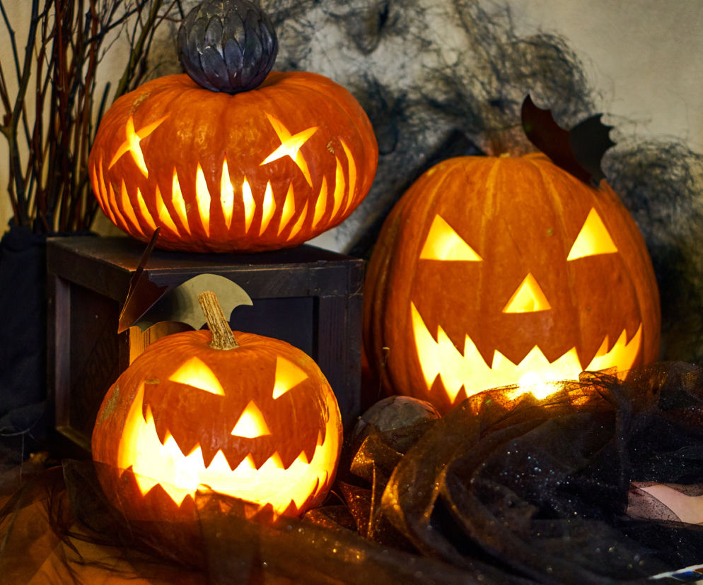 Halloween 2021. Jak przygotować minki na dynię? 