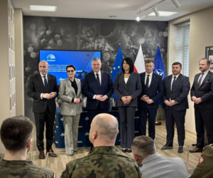 Milowy krok w programie Narew. Umowa inwestycyjna na polskie komponenty do rakiet CAMM-ER podpisana