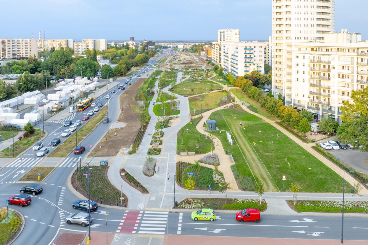 1000 drzew, 100 tysięcy krzewów i ogród zmysłów
