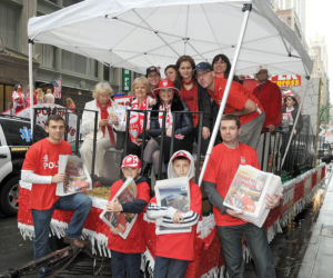 Parada Pułaskiego w deszczu
