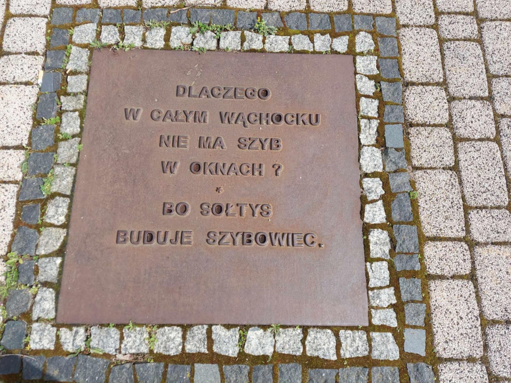 Aleja Humoru w Wąchocku
