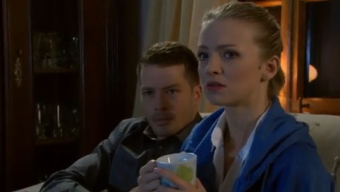 M jak miłość odc. 1082. Joanna (Barbara Kurdej-Szatan), Tomek (Andrzej Młynarczyk)