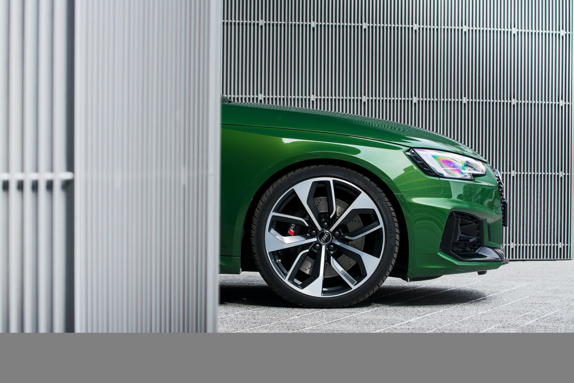 Audi RS4 Avant B9 2.9 TFSI V6 450 KM Tiptronic quattro