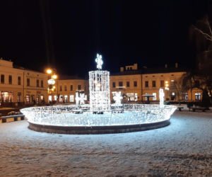 Nowy Sącz zmienił się na święta. Jest kolorowo i bajkowo 