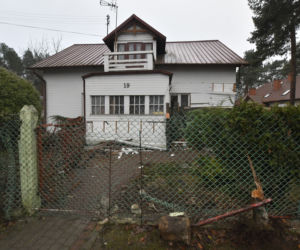 Telewizor wyleciał z pokoju, Matka Boska została na ścianie