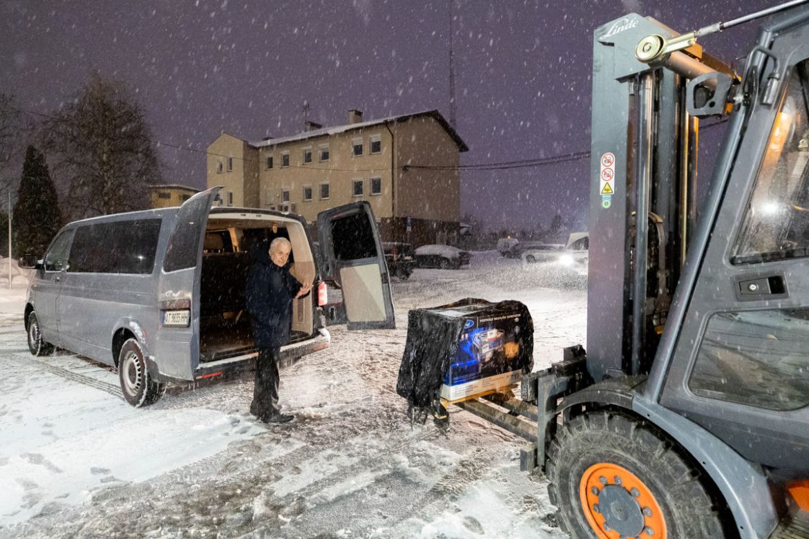 Od roku rzeszowianie pomagają Ukraińcom  [GALERIA]