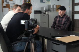 Barwy szczęścia, odcinek 3317: Łukasz wraca do domu, który był jego więzieniem, by zmierzyć się z traumą