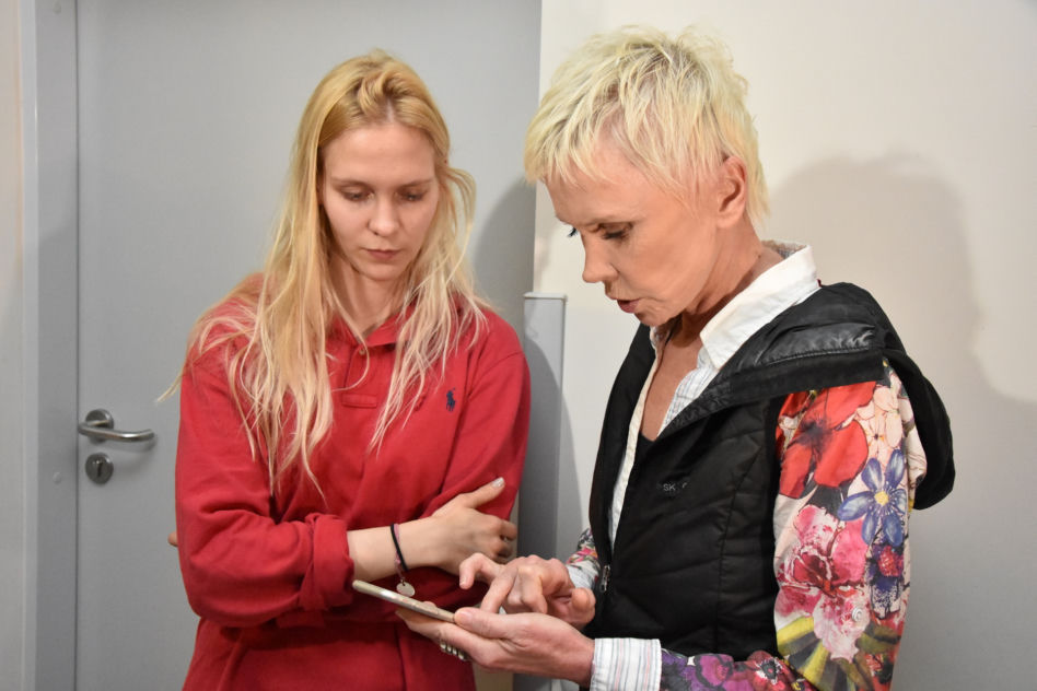 Potwornie smutne doniesienia. Ewa Błaszczyk o stanie zdrowia córki: „Wykorzystaliśmy wszystkie możliwości”