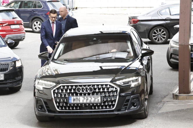 Kaczyński prosi o pieniądze