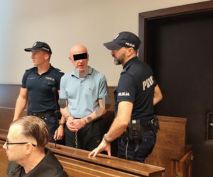 Zabili starszą Panią dla 180 zł. Ciało ukryli w wersalce