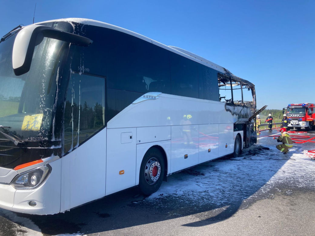 Zapalił się autobus ze szkolną wycieczką