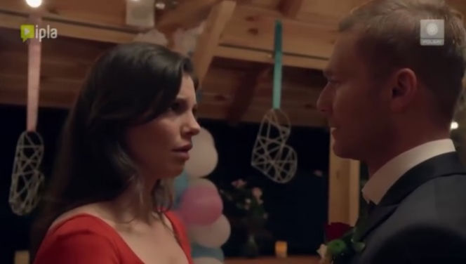 To nie koniec świata 2 sezon odc. 26. Anka (Karolina Gorczyca), Paweł (Krystian Wieczorek)