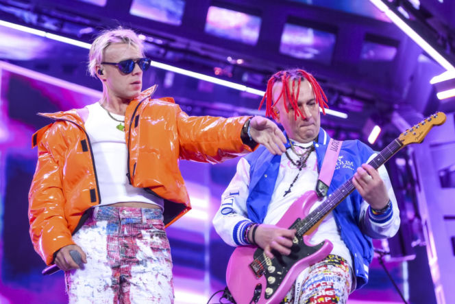 Skolim ma gest! Gitarzysta jego zespołu pokazał luksusowy prezent