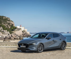 Mazda 3 2.0 SKYACTIV-G 122 KM 6MT (Polymetal Grey Metallic)