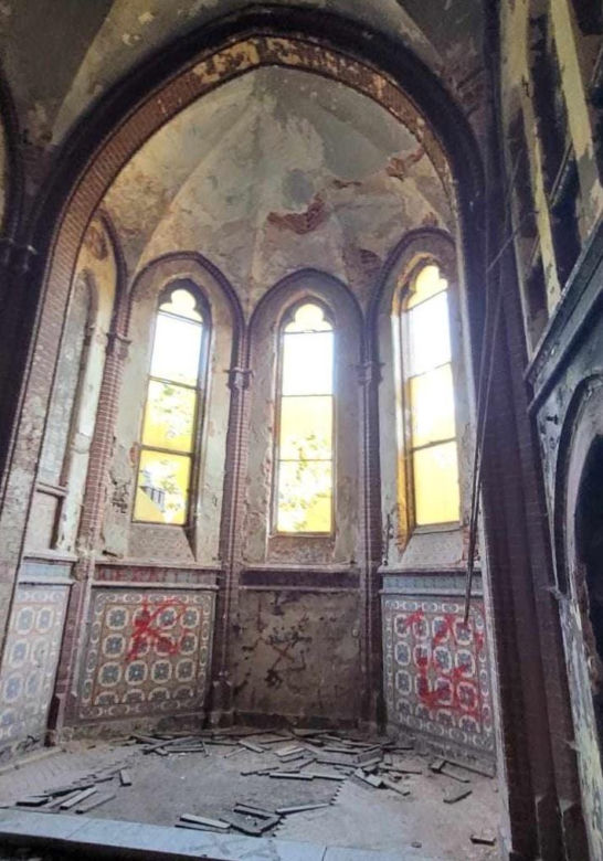 Mroczny pałac na Dolnym Śląsku. Historia tego miejsca wywołuje dreszcze... 