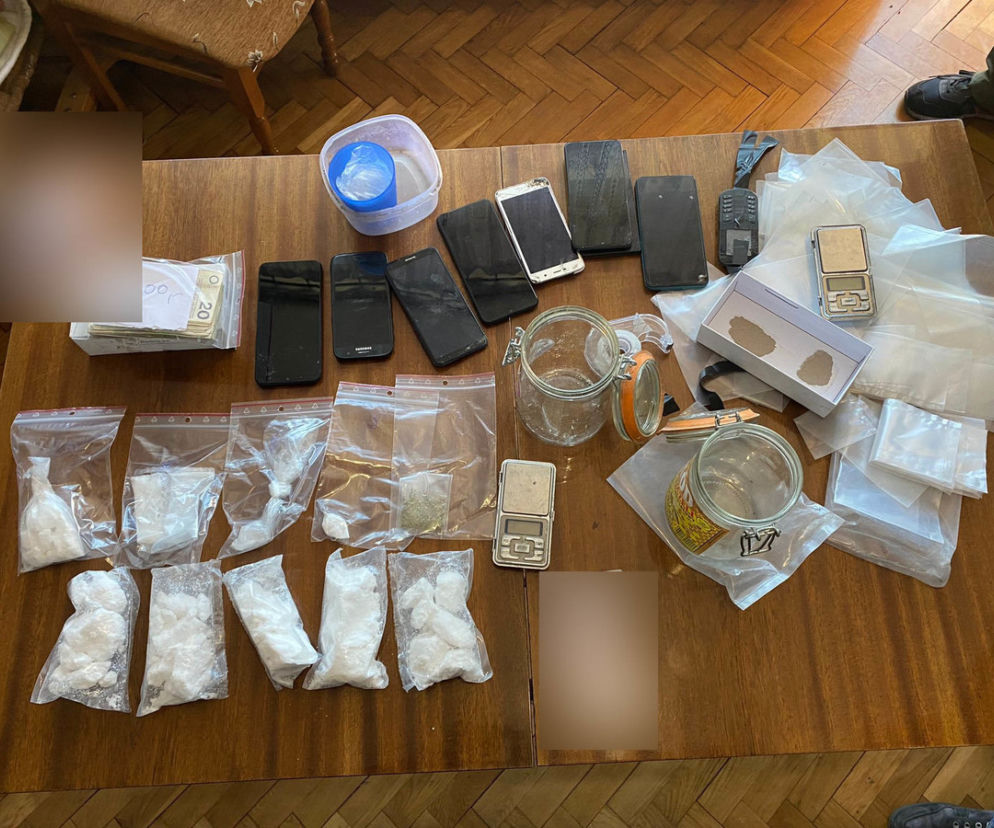 Małopolska policja rozbiła gang narkotykowy. Siedem osób zatrzymanych