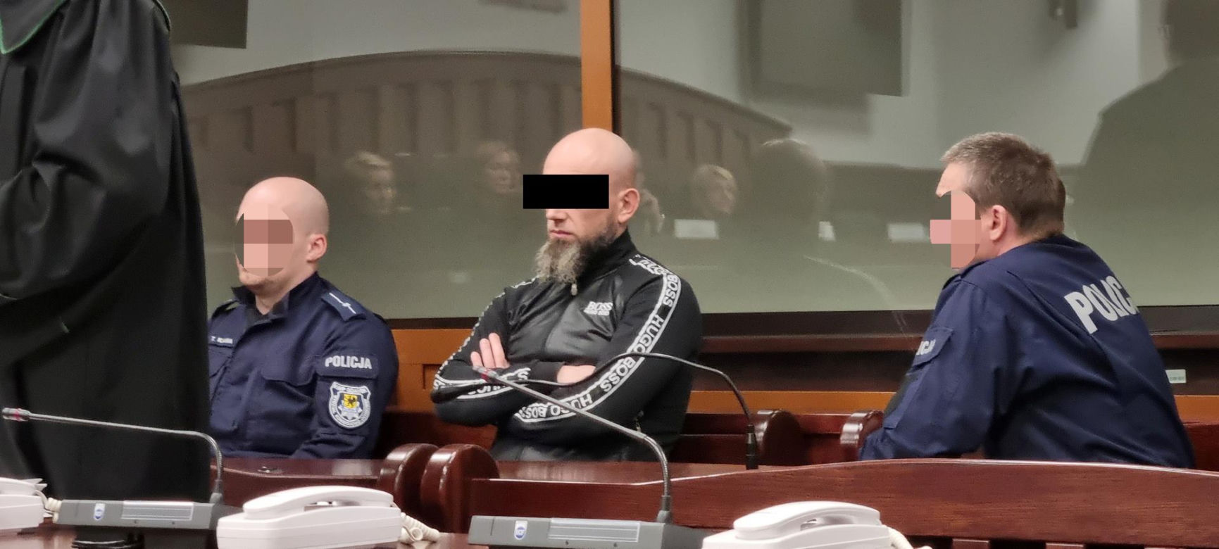 Artur M. jest oskarżony o zamordowanie Mariana. Zdjęcia z rozprawy przed słupskim sądem