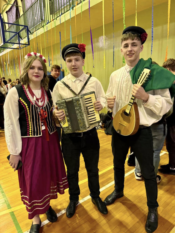 Prawdziwe Polskie Wesele w 2 LO w Starachowicach