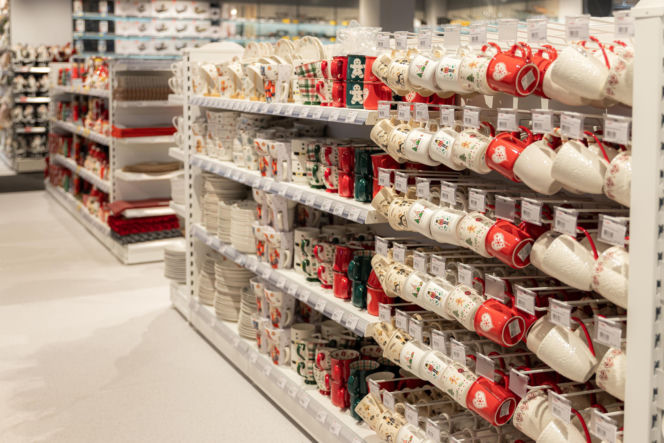 Pierwszy sklep Agata Meble w Olsztynie. Na otwarciu prawdziwe tłumy! Zobacz, jak wygląda w środku