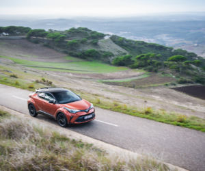 Toyota C-HR 2.0 Hybrid Dynamic Force 184 KM e-CVT