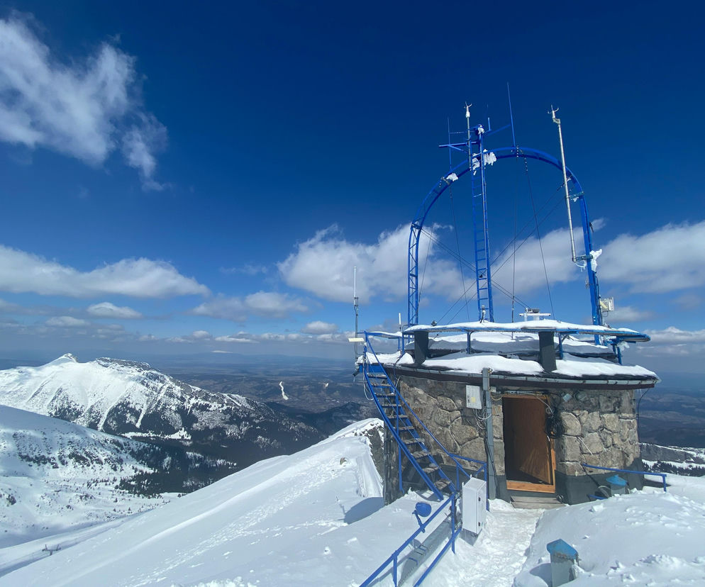 To najzimniejsze miejsce w Tatrach. Występuje tu górska noc polarna z temperaturami do -50 st. C [GALERIA]