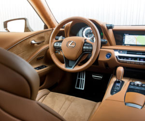 Lexus LC500h 3.5 V6 359 KM Superturismo