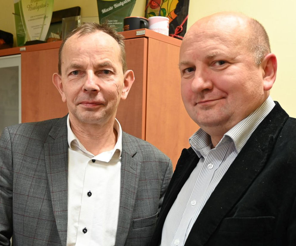 Karol Kossakowski z prawej