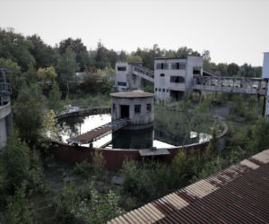 Opuszczona kopalnia Mysłowice tak wyglądała jeszcze rok temu. Ruiny wyburzono, został tylko szyb 