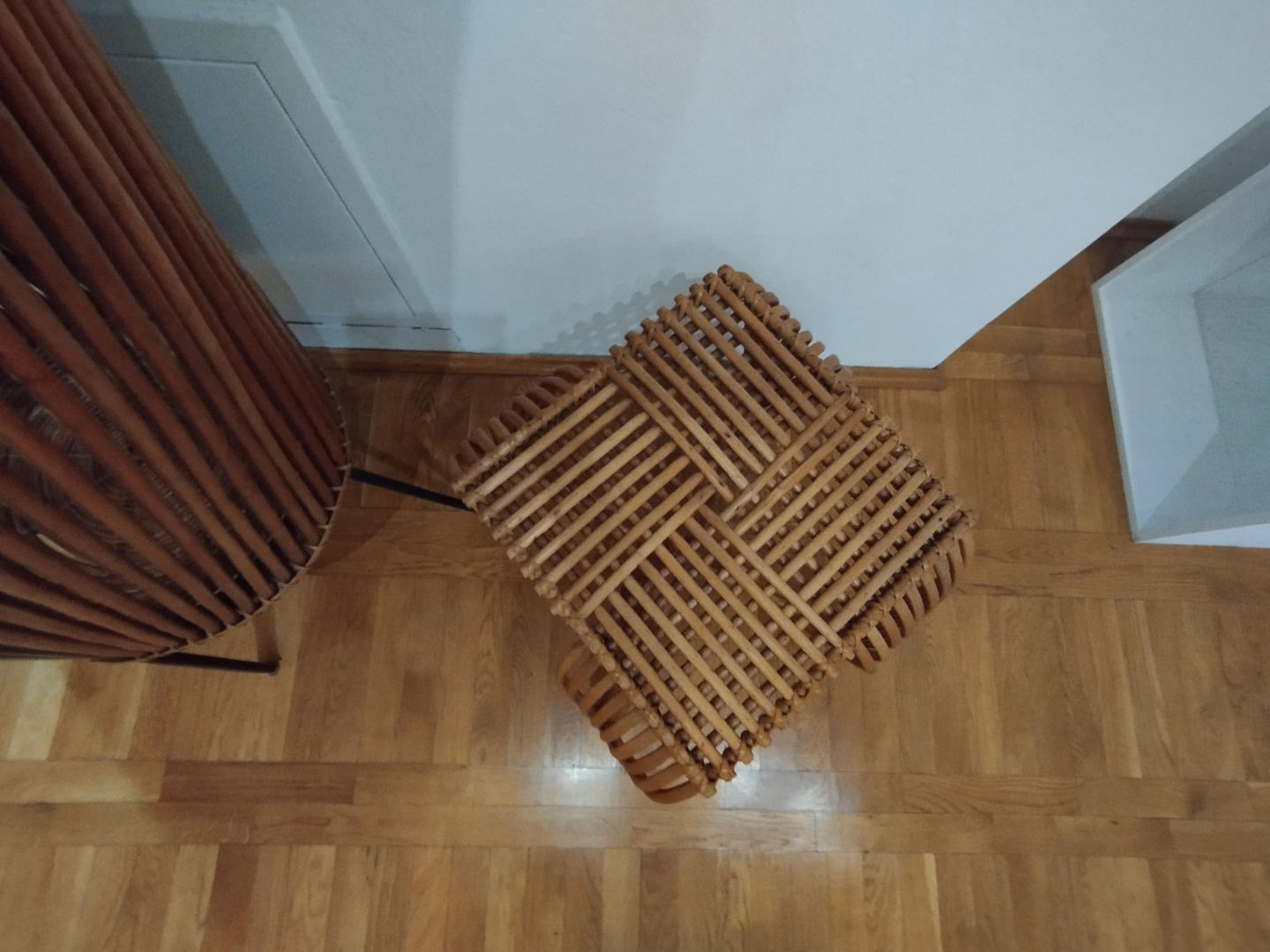 Meble projektu Władysława Wołkowskiego