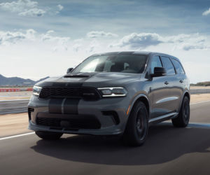 1031-konny Dodge Durango SRT Hellcat po tuningu Hennessey