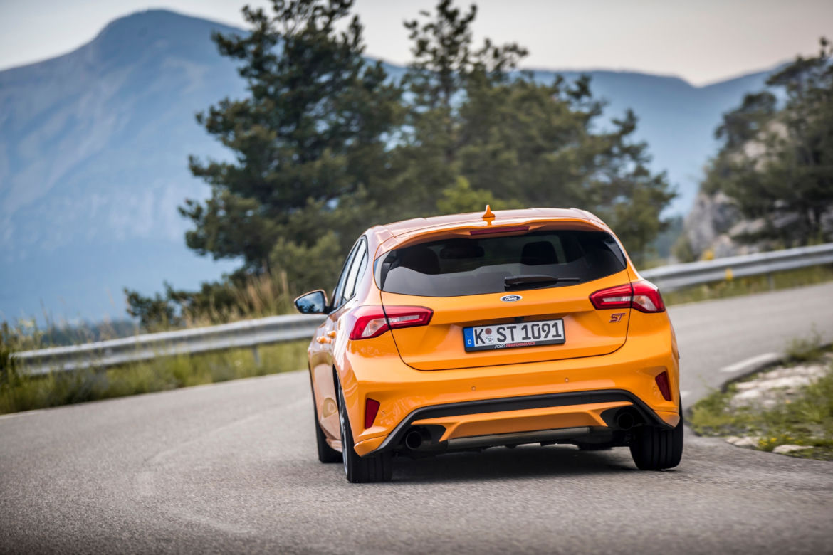 Ford Focus ST 2.3 EcoBoost 280 KM