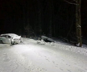  TRAGEDIA w Brzózie Królewskiej. Nie żyją DWIE osoby! W wypadku zginęli 30-latek  i 40- latek [ZDJĘCIA] 
