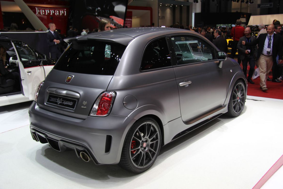 Abarth 695 biposto