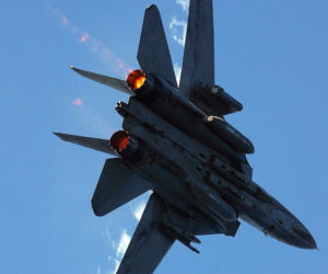 Koniec legendy F-14 Tomcat w Iranie? Zdjęcia satelitarne potwierdzają zniszczenie „perskich kotów”