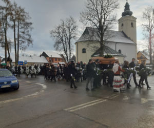 Pogrzeb nastolatków z Nowej Białej. Zginęli tragicznie w Sylwestra