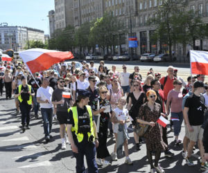Warszawa.  Marsz Konstytucji 3 Maja