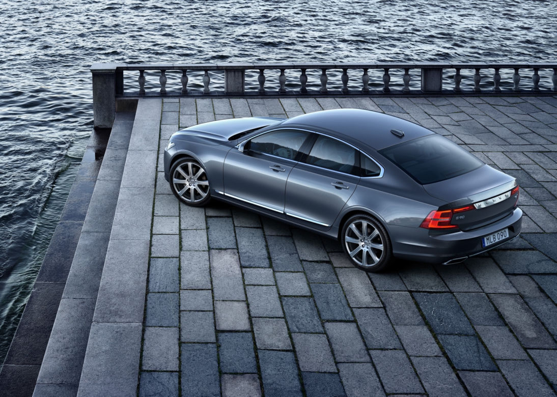 Volvo S90