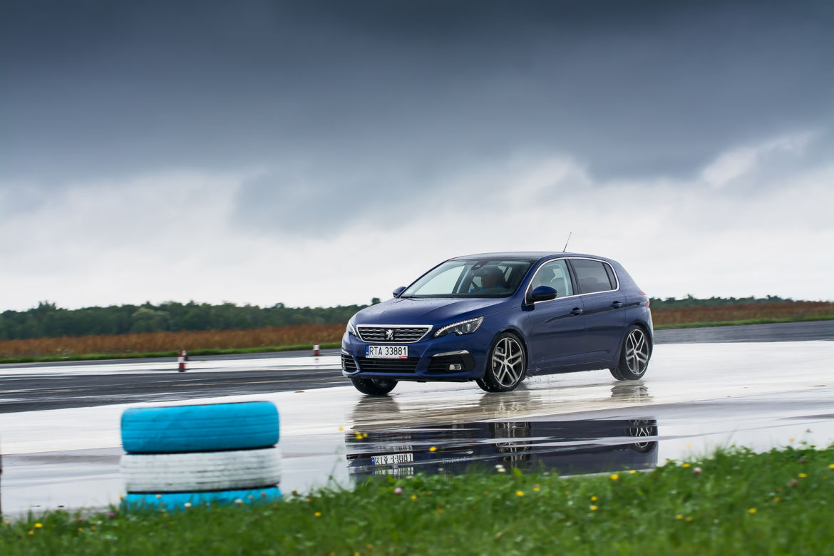 Peugeot 308 FL 1.6 BlueHDI Business Line