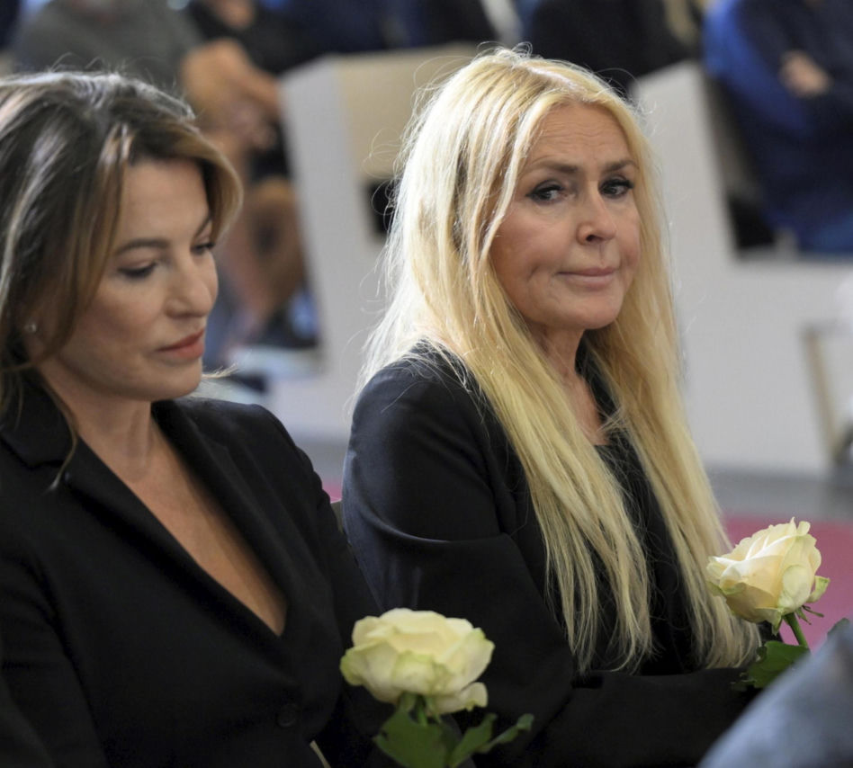 Wielkie pożegnanie Andrzeja Morozowskiego. Na Powązkach pojawił się tłum znanych osób