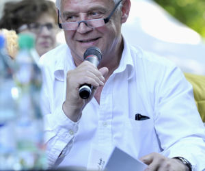 Marek Kondrat żałuje, że tak późno został tatą